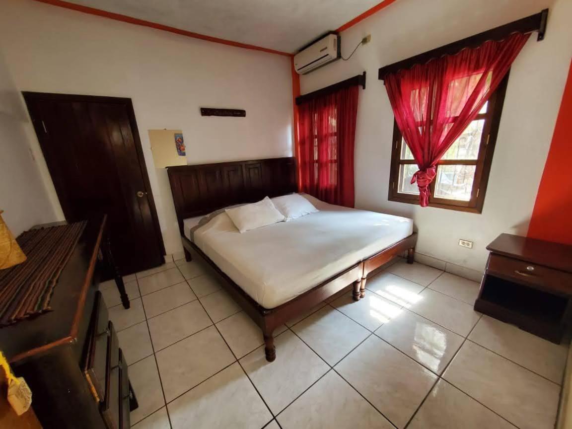 Hotel & Hostal Yaxkin Copán Zewnętrze zdjęcie