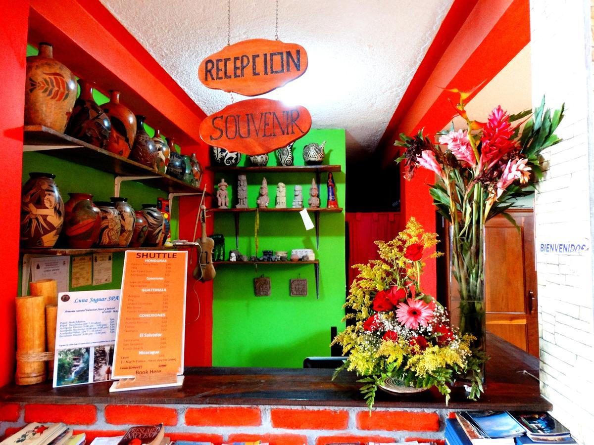 Hotel & Hostal Yaxkin Copán Zewnętrze zdjęcie