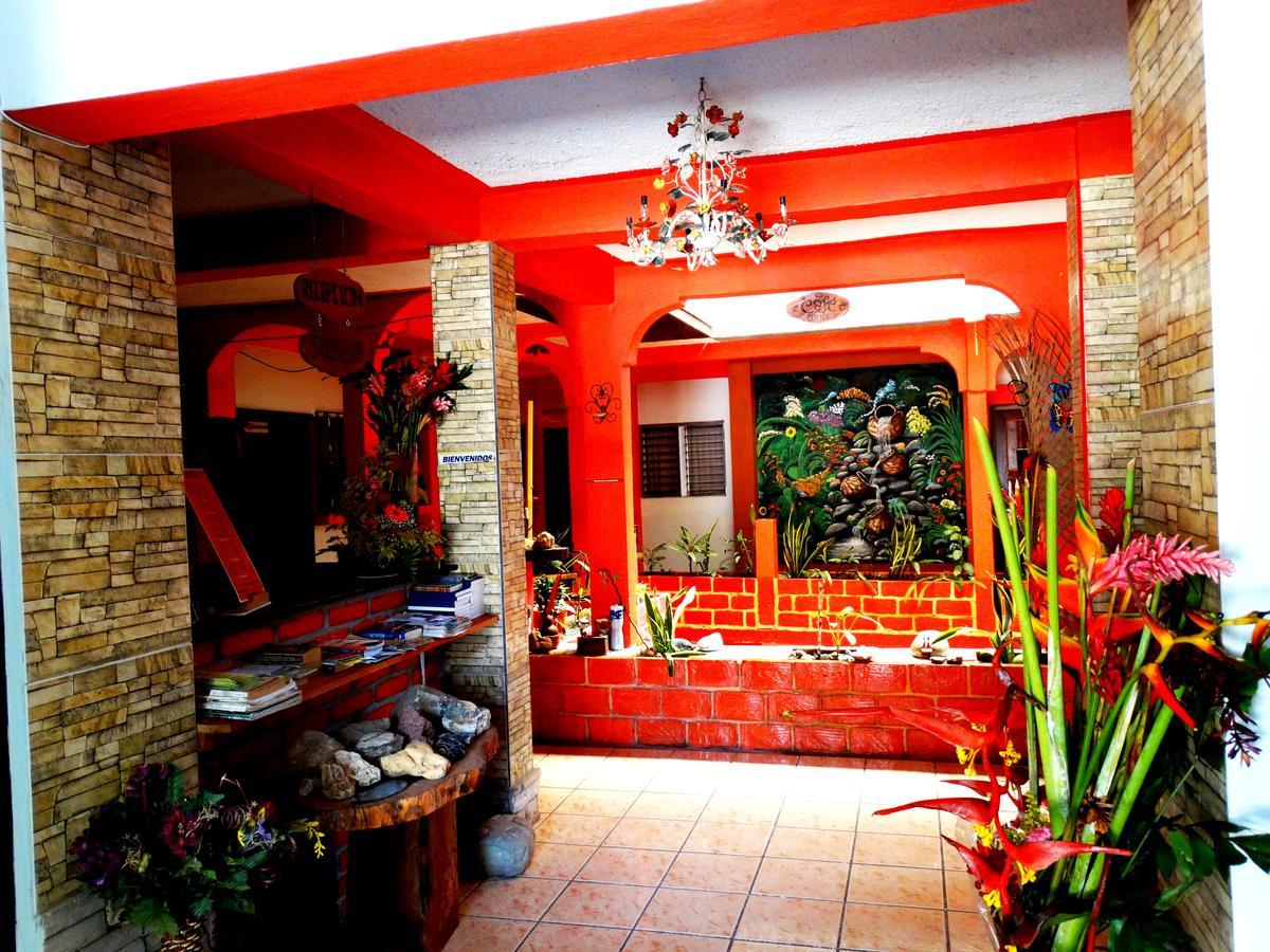 Hotel & Hostal Yaxkin Copán Zewnętrze zdjęcie