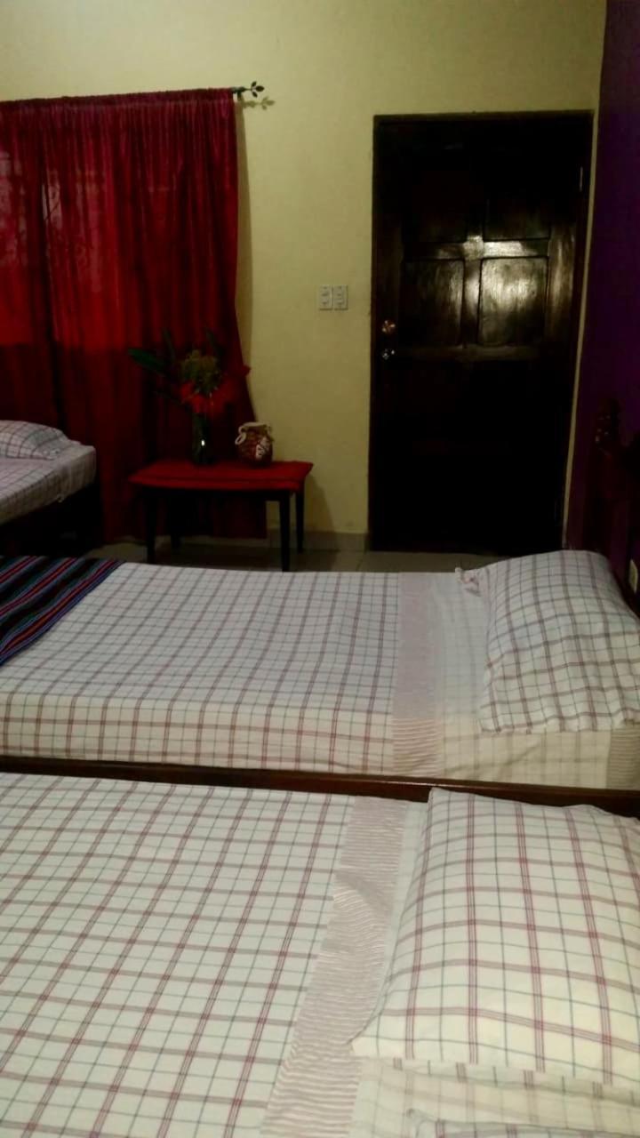 Hotel & Hostal Yaxkin Copán Zewnętrze zdjęcie